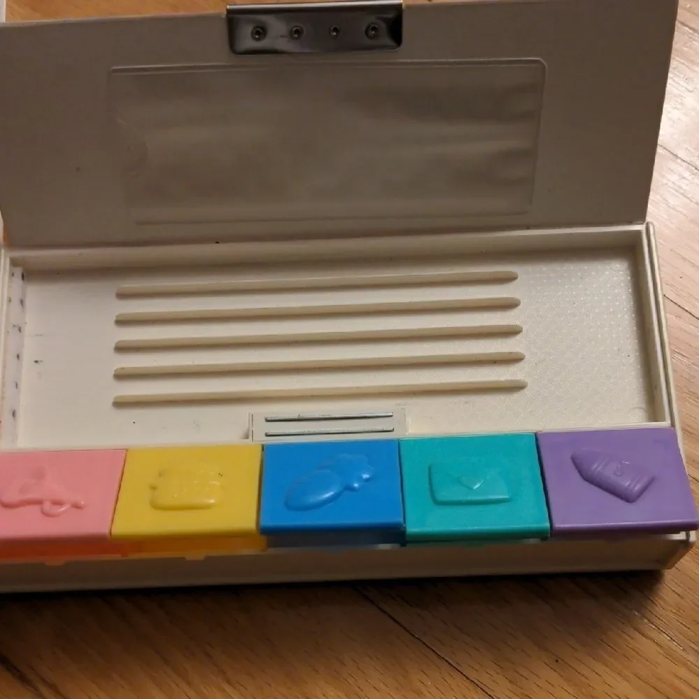 RARE Vintage 1980's Sanrio Colorful My Melody-Themed double sided pencil‎ case